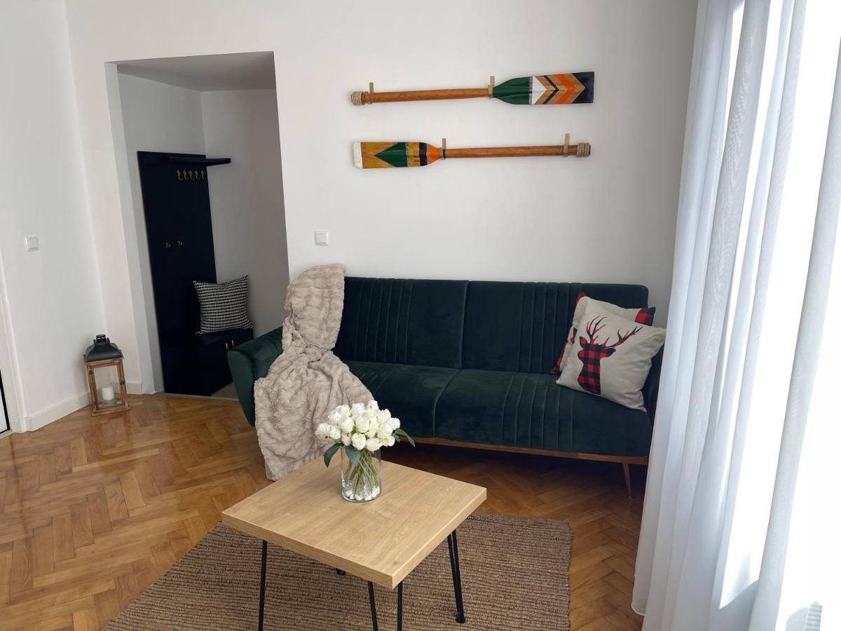 Maple Lodge Брашов Екстериор снимка